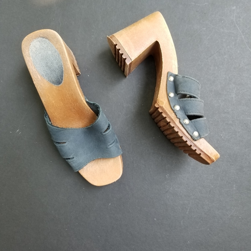 Vintage 7 Leather Collection Sandals Block Heel 38
